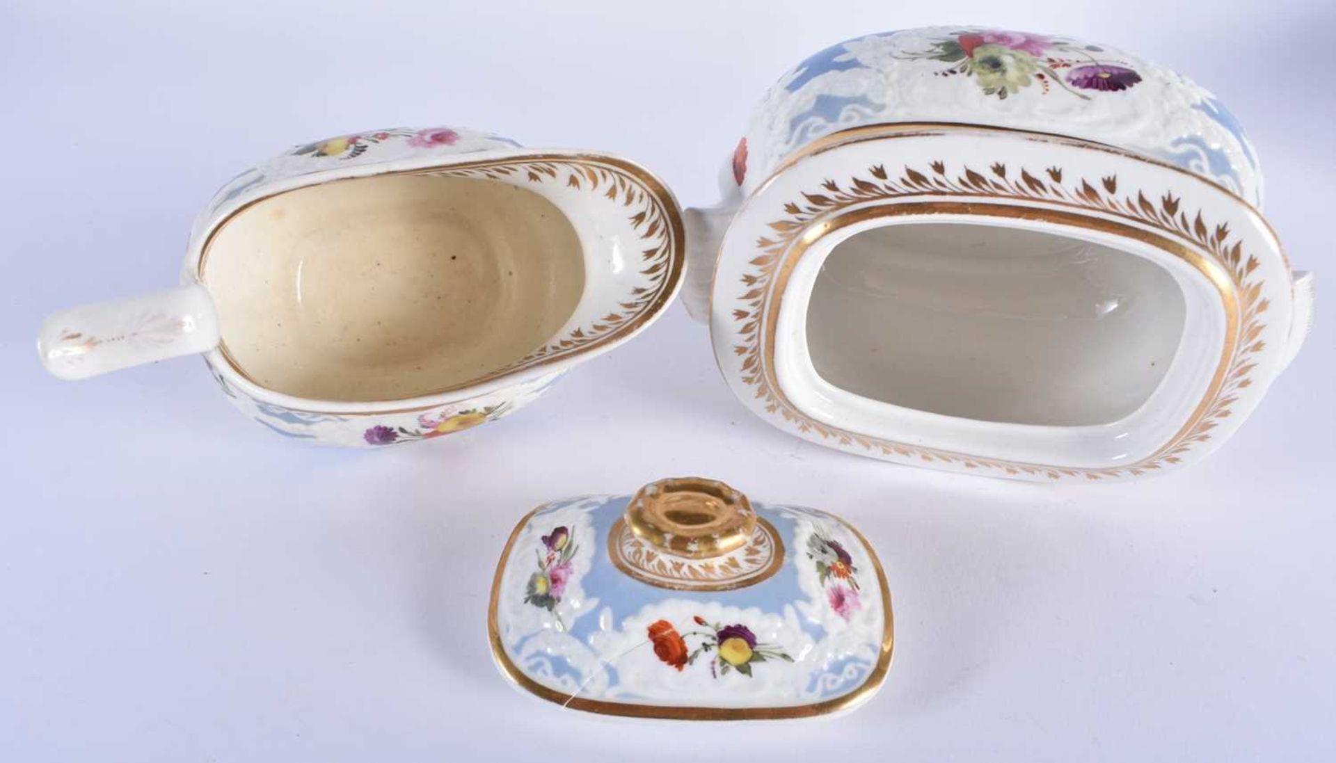 AN EARLY 19TH CENTURY CHAMBERLAINS WORCESTER PART TEASET painted with floral sprays, under a moulded - Image 6 of 36