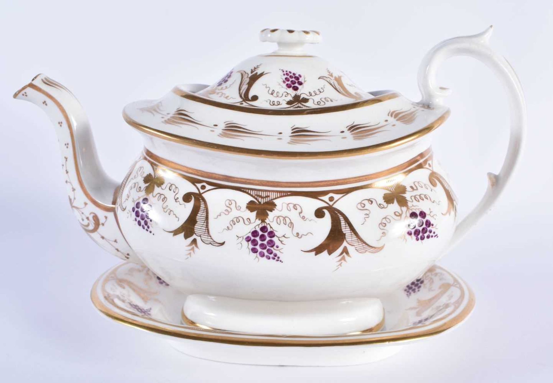 TWO EARLY 19TH CENTURY CHAMBERLAINS WORCESTER TEAPOTS AND COVERS one with stand. Largest 17.5 cm x - Image 6 of 11