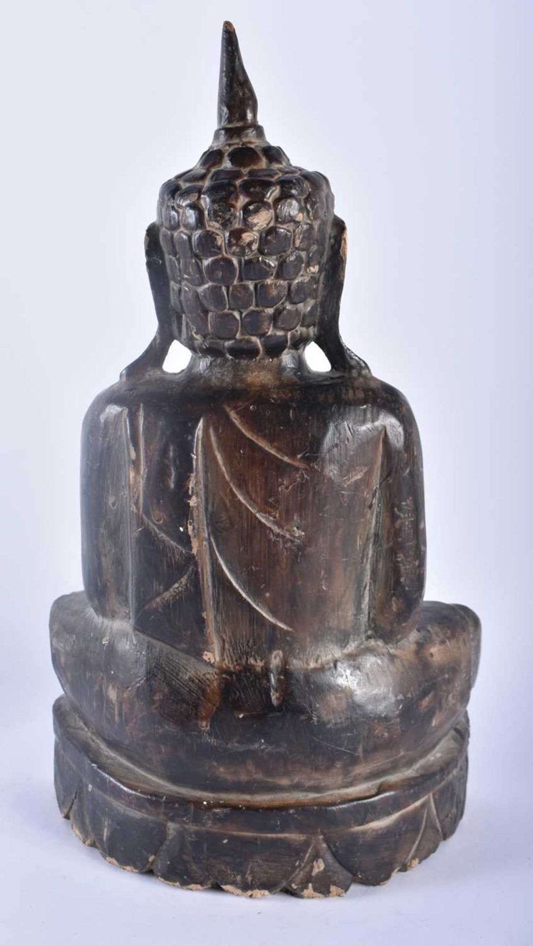 A LARGE 19TH CENTURY SOUTH EAST ASIAN LACQUERED WOOD BUDDHA modelled upon a lotus base. 34 cm x - Image 5 of 6