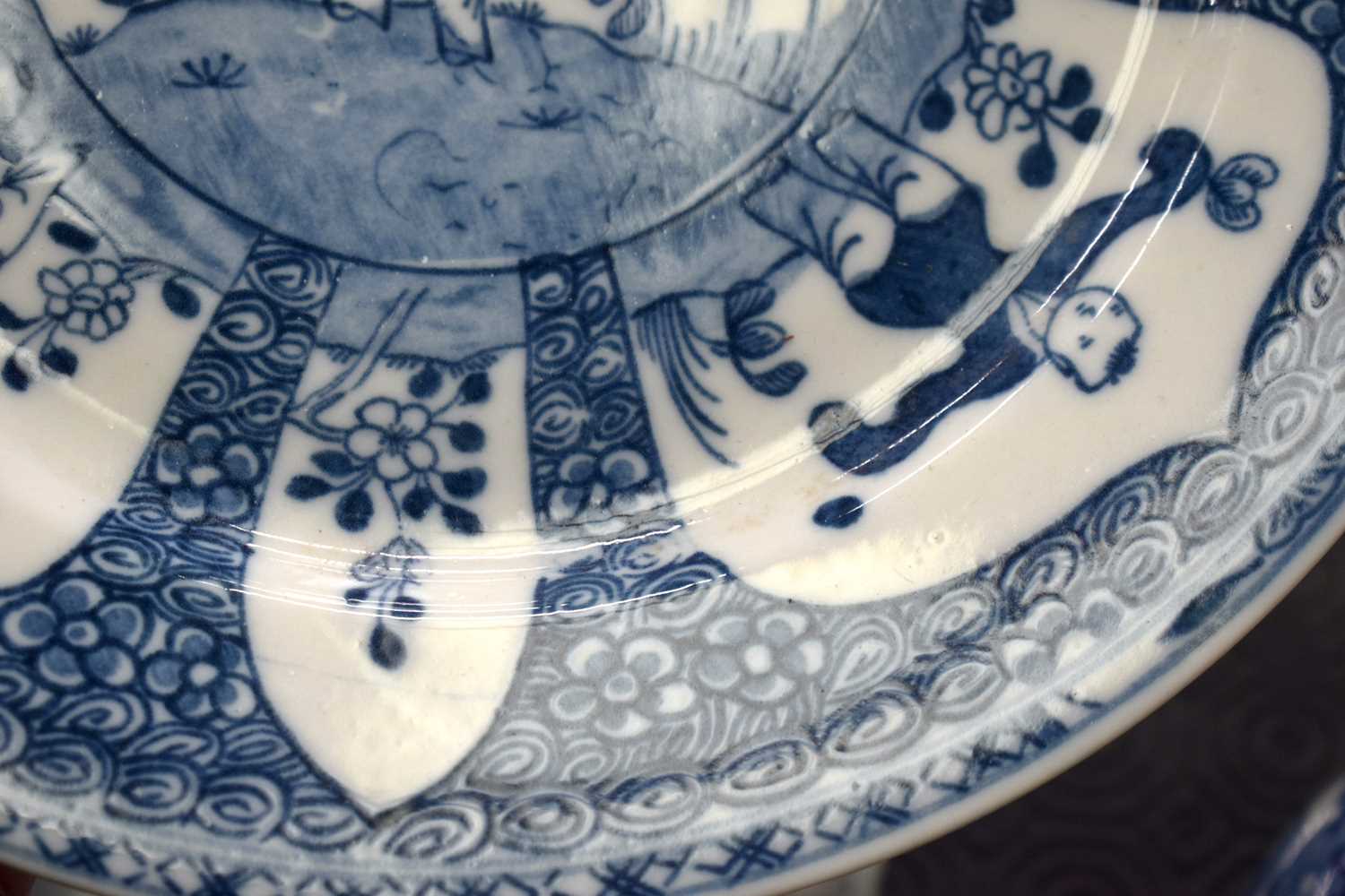 A 19TH CENTURY CHINESE BLUE AND WHITE PORCELAIN JAR bearing Kangxi marks to base, together with a - Image 18 of 27