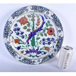 A TURKISH OTTOMAN IZNIK PLATE. 30cm diameter.