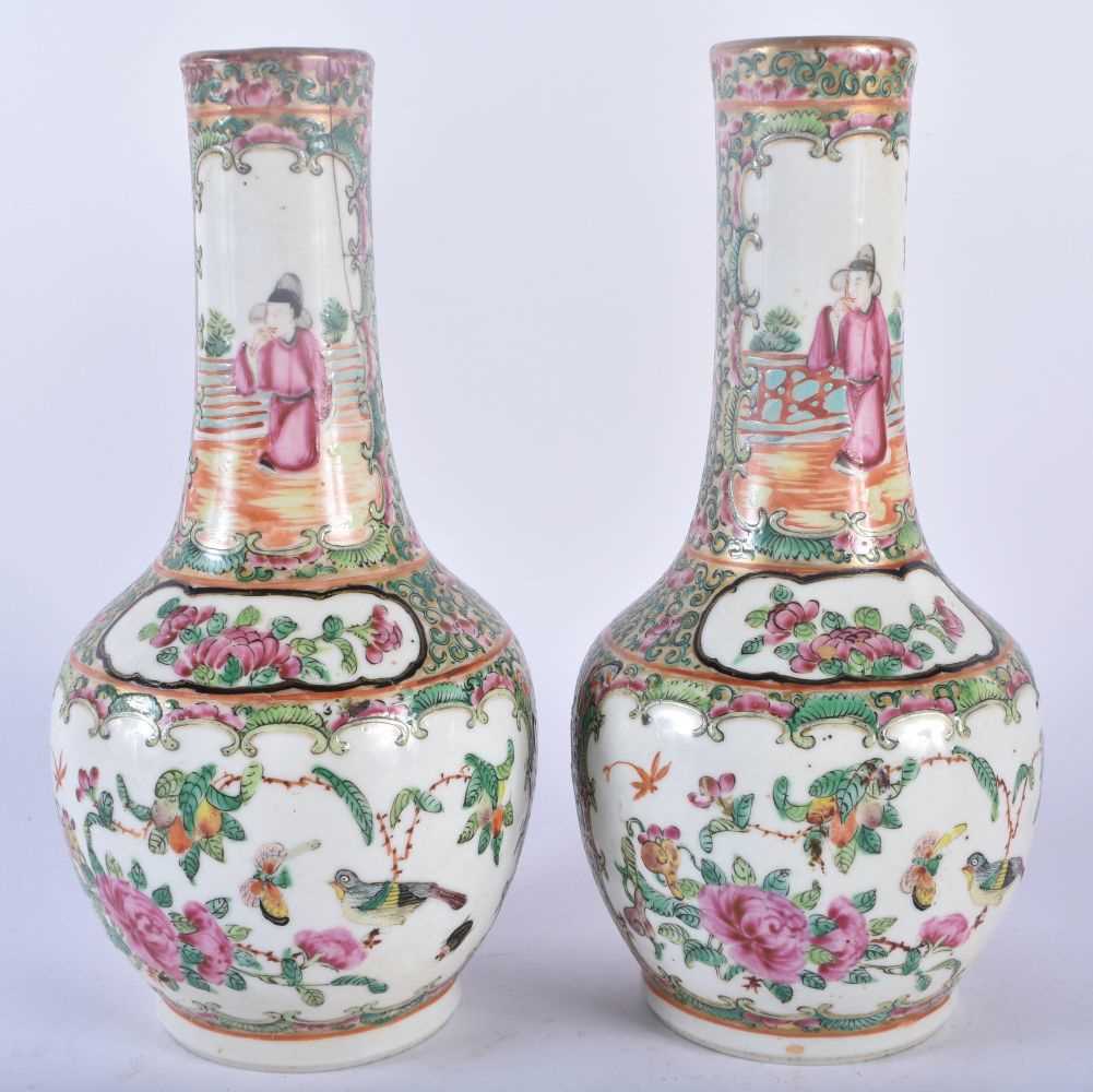 A PAIR OF 19TH CENTURY CHINESE CANTON FAMILLE ROSE VASES Qing. 21 cm high. - Image 3 of 5
