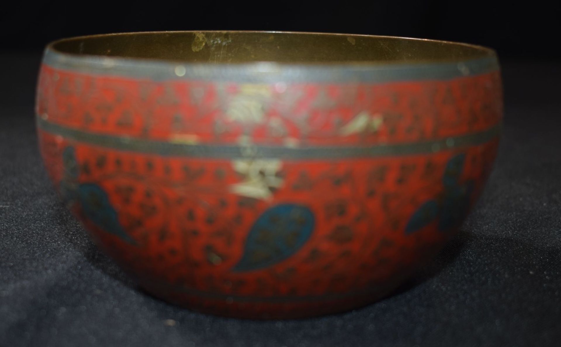 A Miscellaneous collection of horn and Mother of pearl handled flatware, Enamelled Islamic bowl, - Image 7 of 8