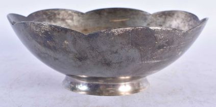 A TIFFANY & CO SILVER BOWL. 414 grams. 19.5 cm wide.