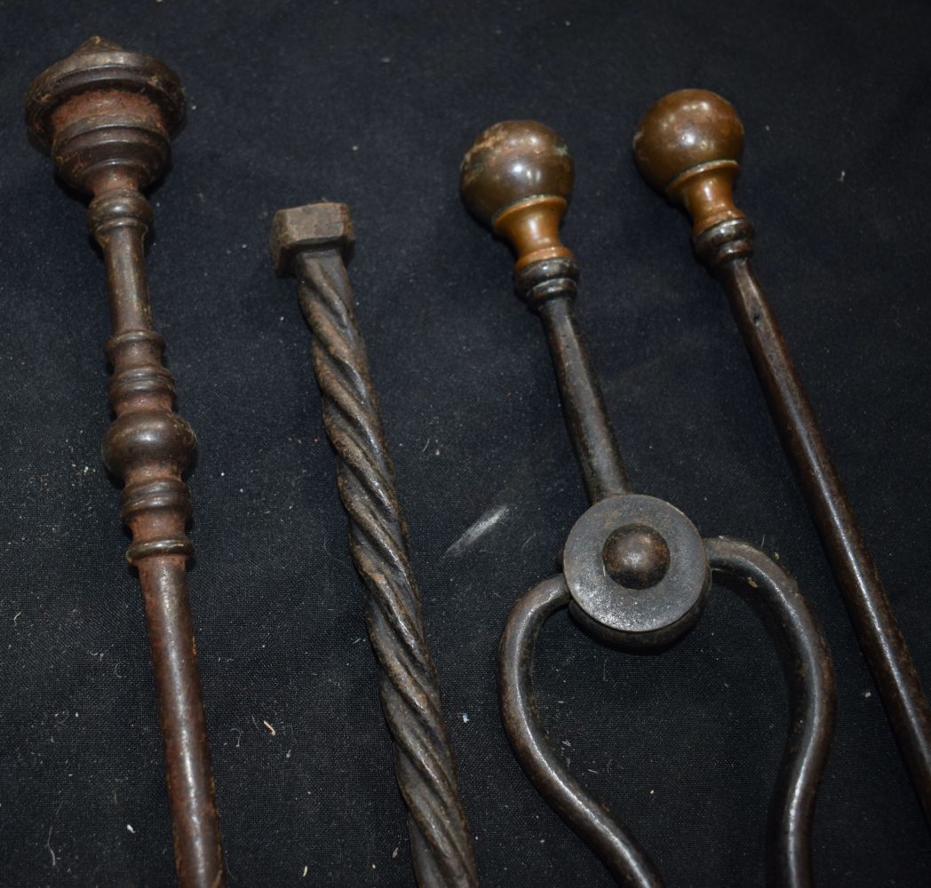 A large collection of Vintage Fireside Implements, Irons, Coal buckets,Bellows etc (Qty) - Image 12 of 12