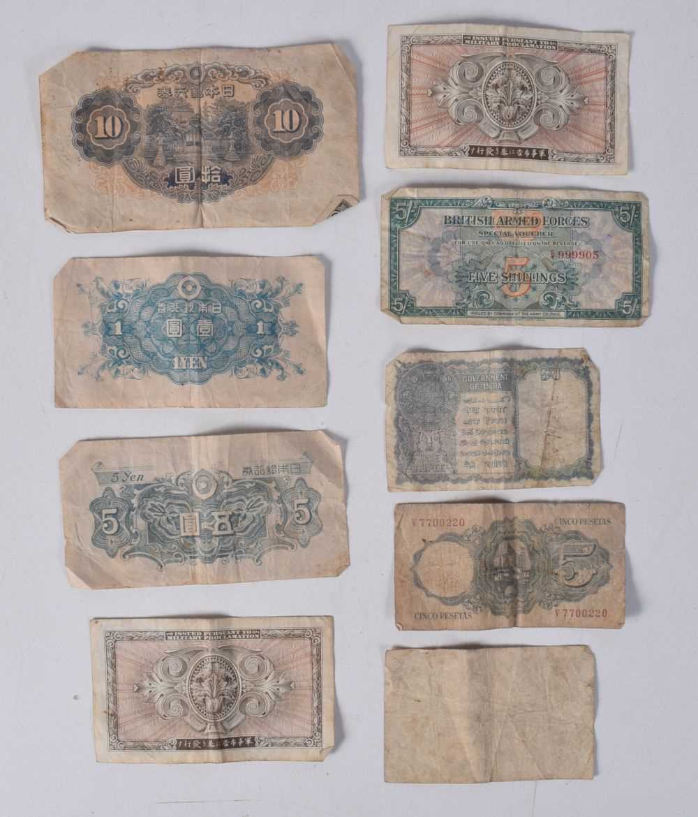 A Collection of International Bank Notes including Spanish 5 Pesetas, Malaya 10 Cents, India 1 - Image 3 of 4