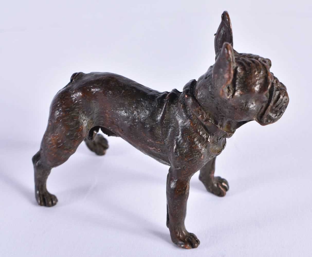 A JAPANESE BRONZE DOG OKIMONO. 128.5 grams. 6.75 cm x 5.75 cm. - Image 2 of 3