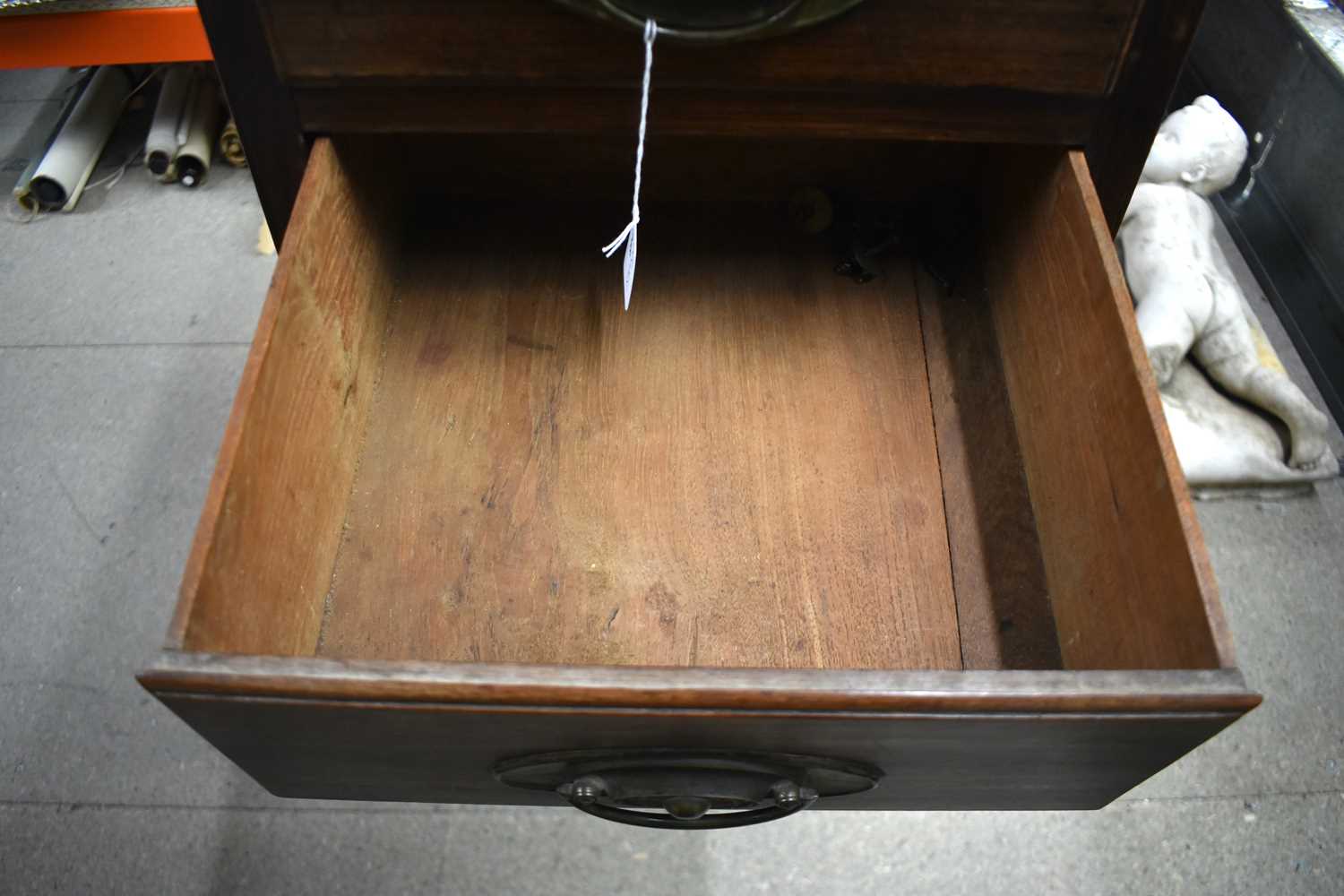 A RARE 19TH CENTURY ANGLO CHINESE CARVED HARDWOOD CAMPAIGN STYLE WASH STAND. 95 cm x 38 cm. - Image 13 of 21