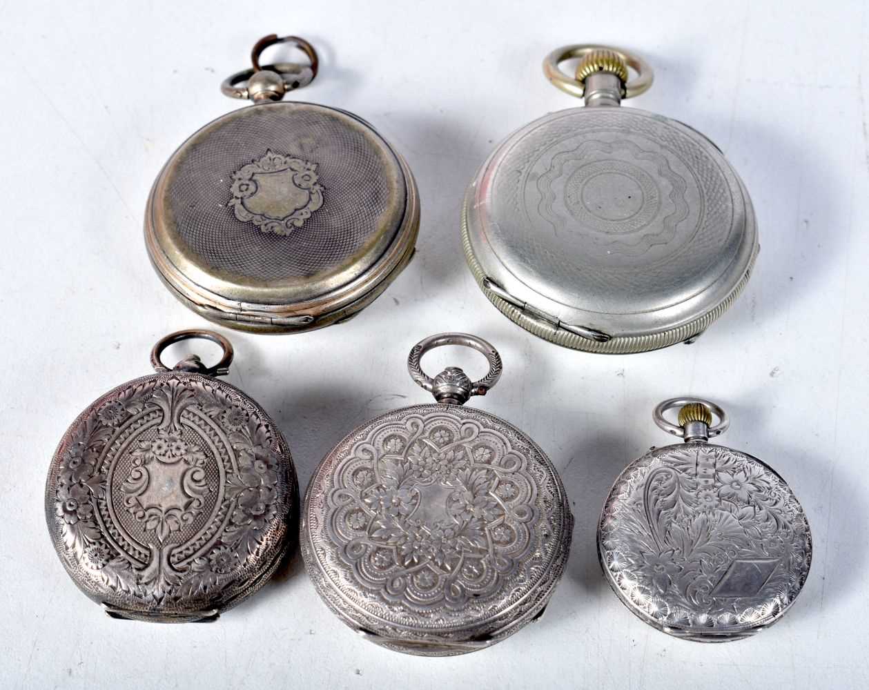 An Edwardian Silver Pocket Watch Hallmarked Chester 1903 together with 2 other silver Pocket Watches - Image 2 of 3