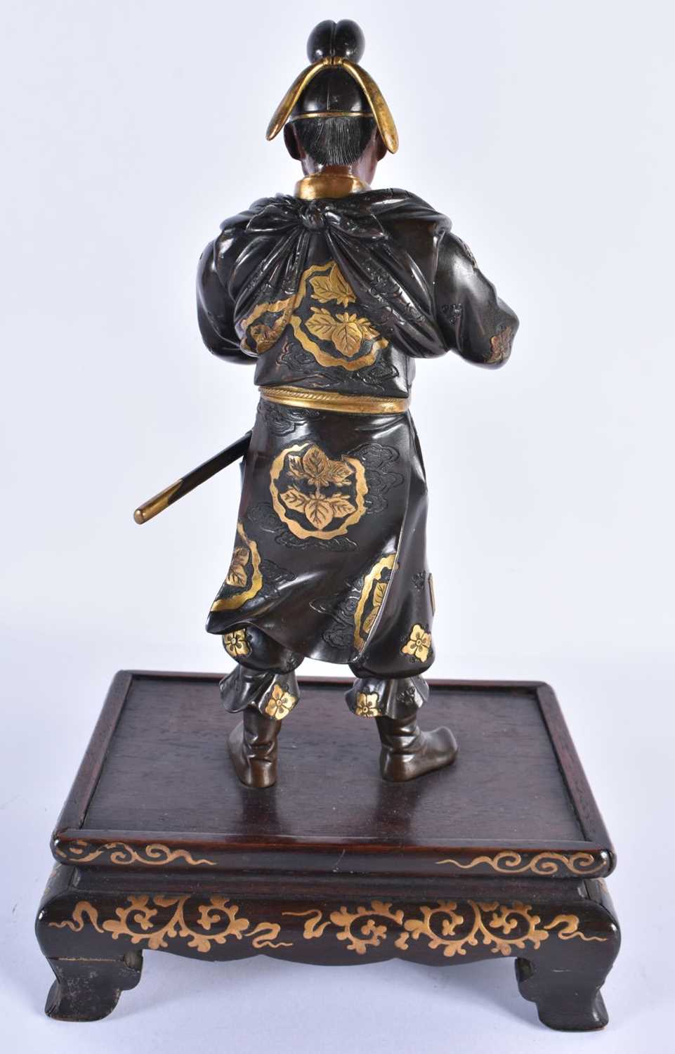 A GOOD 19TH CENTURY JAPANESE MEIJI PERIOD BRONZE GOLD INLAID OKIMONO by Miyao, modelled as a male - Image 6 of 9