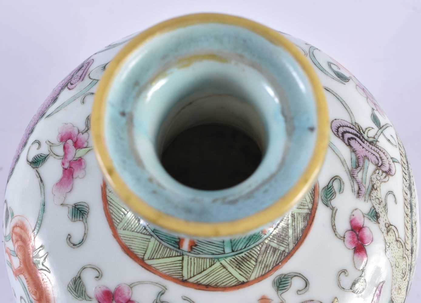 A FINE LATE 19TH CENTURY CHINESE FAMILLE ROSE PORCELAIN BULBOUS VASE Qing, enamelled with fierce - Image 5 of 21