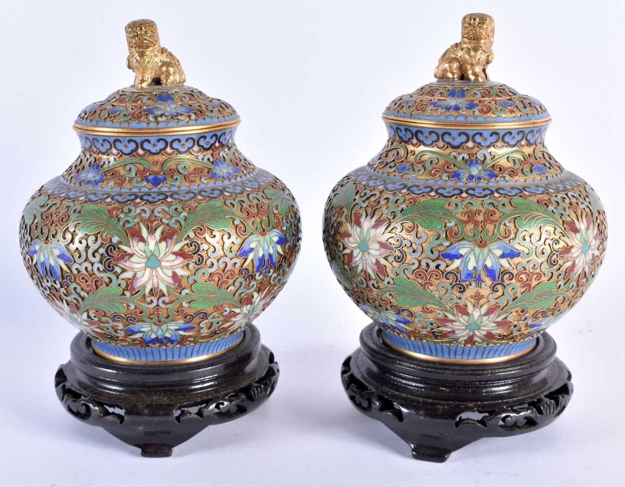 A BOXED PAIR OF EARLY 20TH CENTURY CHINESE CLOISONNE ENAMEL JARS AND COVERS Late Qing/Republic. 14