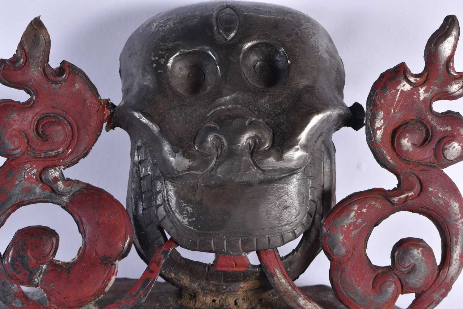 A LARGE 18TH CENTURY CHINESE TIBETAN MIXED METAL POLYCHROMED MASK. 44 cm x 42 cm. - Image 2 of 5