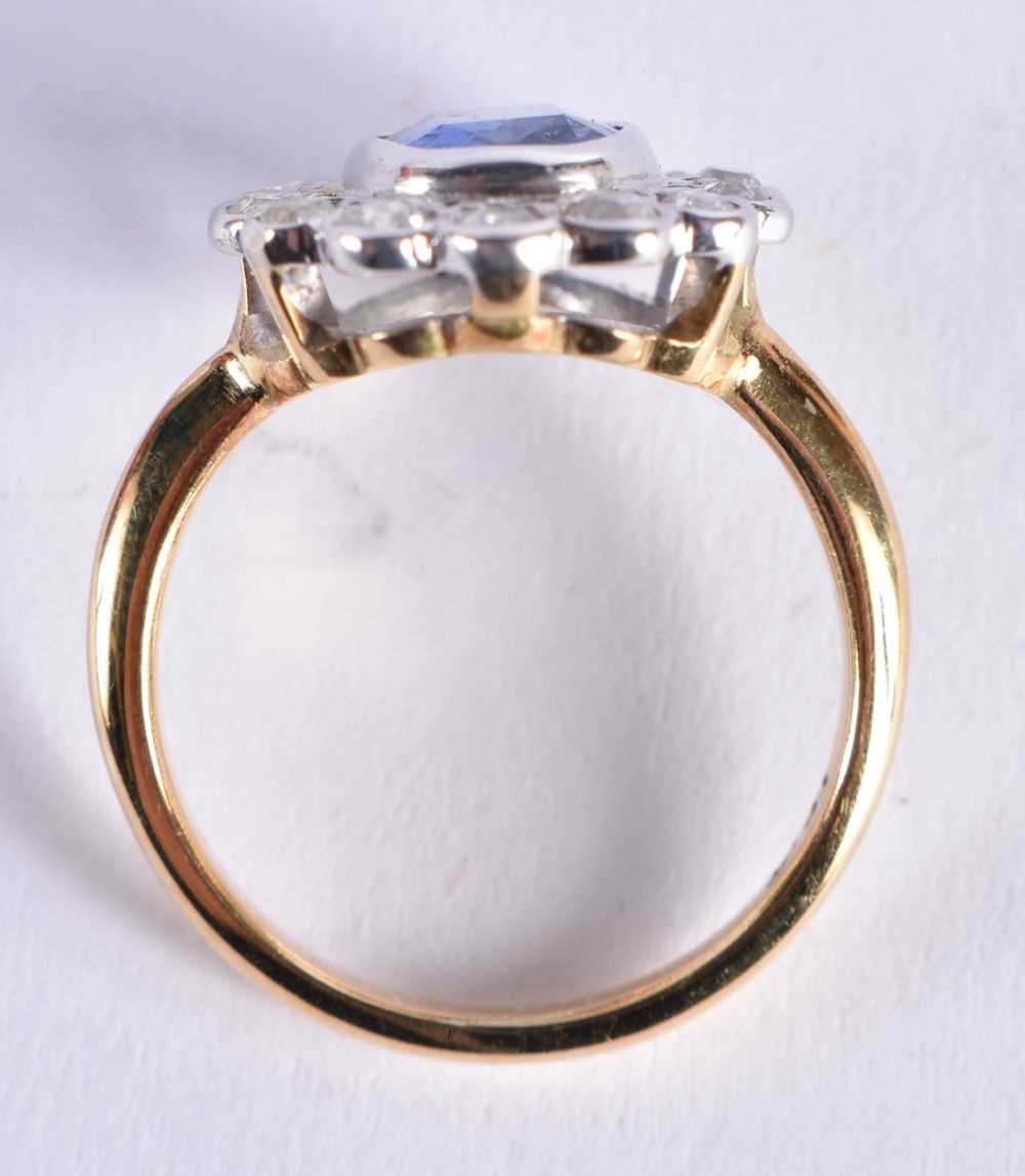 AN EDWARDIAN 18CT GOLD DIAMOND AND PALE SAPPHIRE RING. K. 4.6 grams. - Image 4 of 8