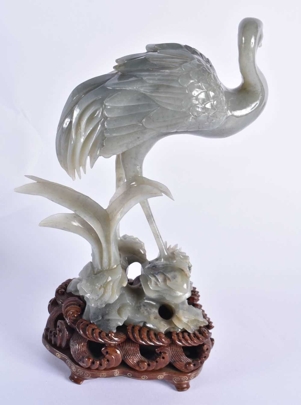 A LOVELY LARGE PAIR OF 19TH CENTURY CHINESE CARVED JADE FIGURES OF BIRDS Qing, beautifully carved - Image 4 of 44