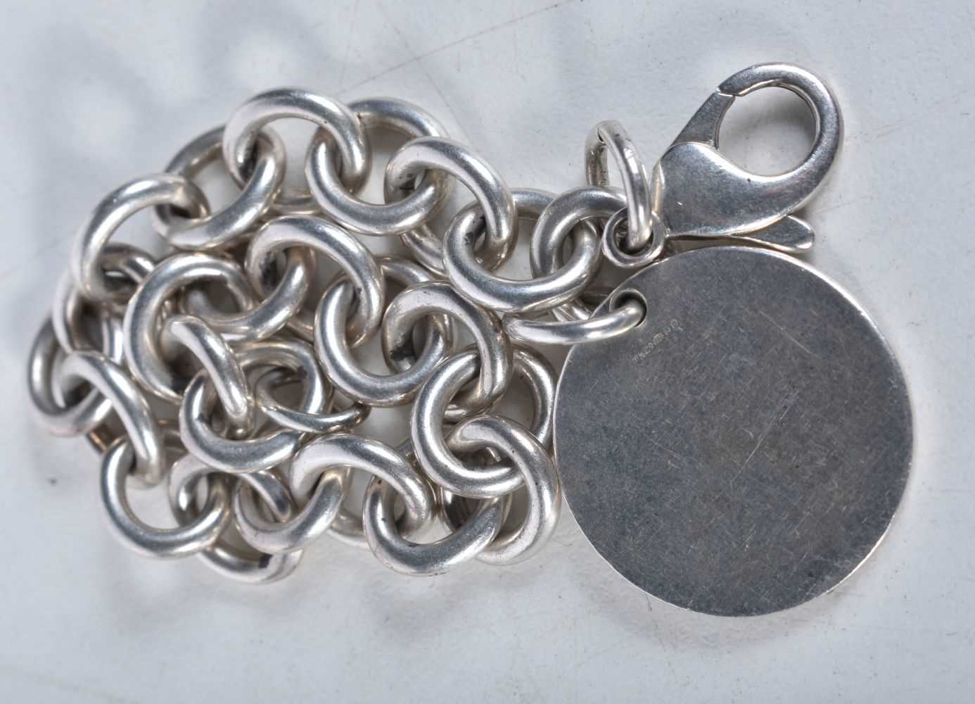 Silver bracelet with heart tag by designer Tiffany & Co. Stamped Tiffany 925. 18cm long, weight 35g - Image 3 of 3