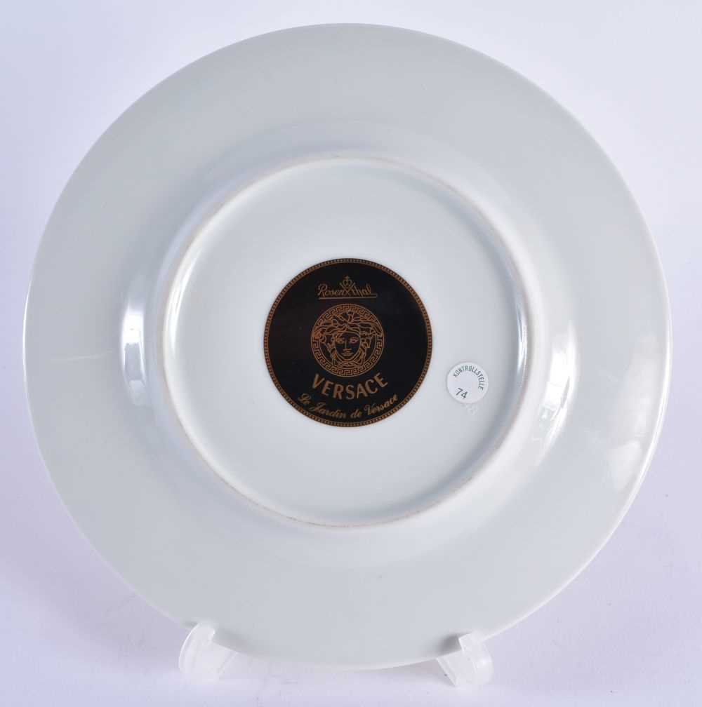 Versace Le Jardin Plate in Original Box w/ Certificate. 8.5 cm diameter. - Image 5 of 5
