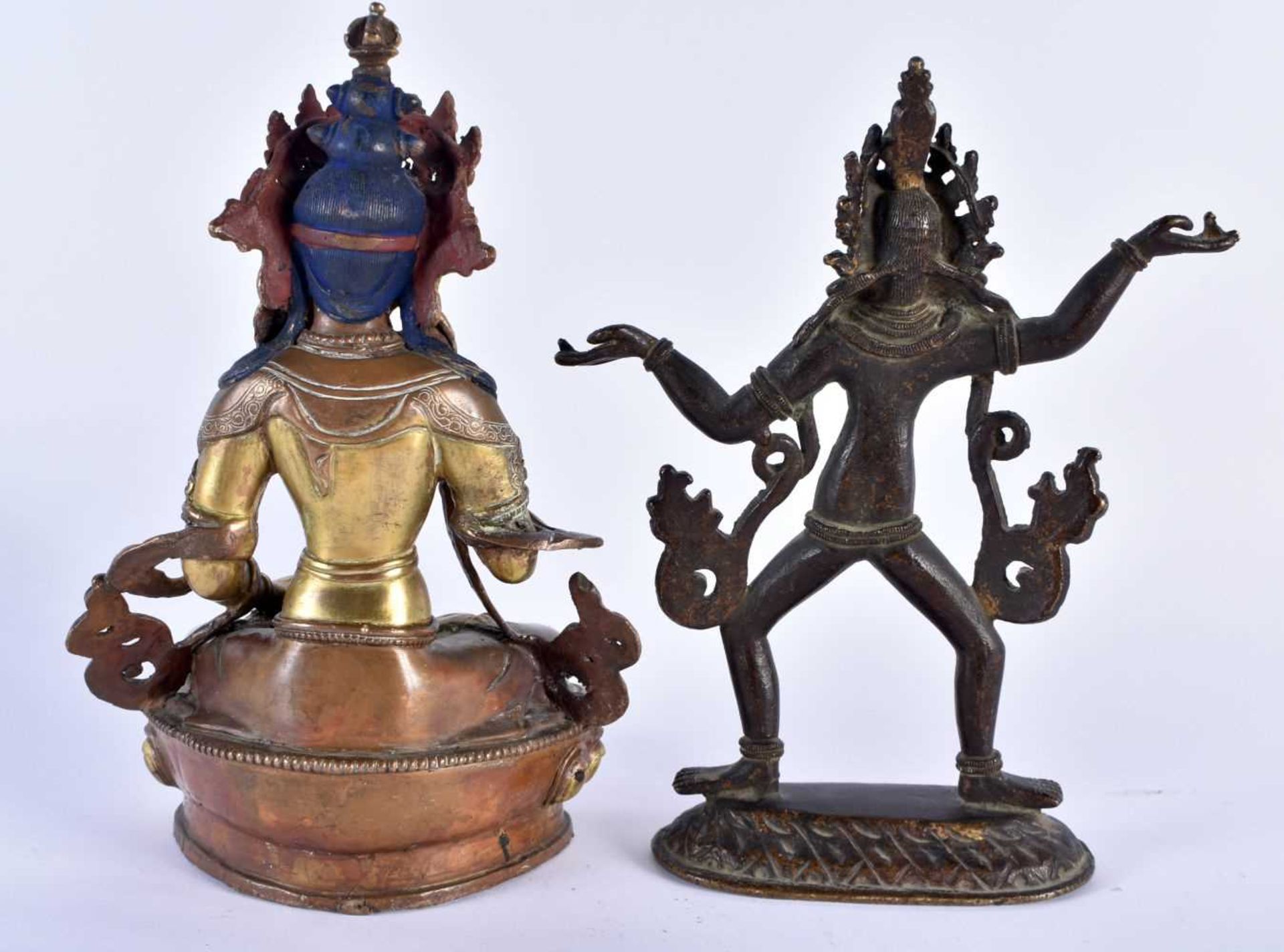 TWO ANTIQUE TIBETAN NEPALESE BRONZE BUDDHAS together with a Japanese repousse casket. Largest 23 - Image 5 of 10