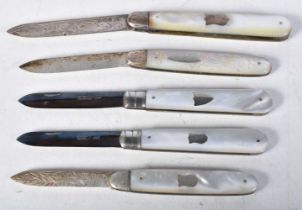 Five Edwardian Silver Blade Fruit Knives with Mother of Pearl Handles. Hallmarks include Sheffield