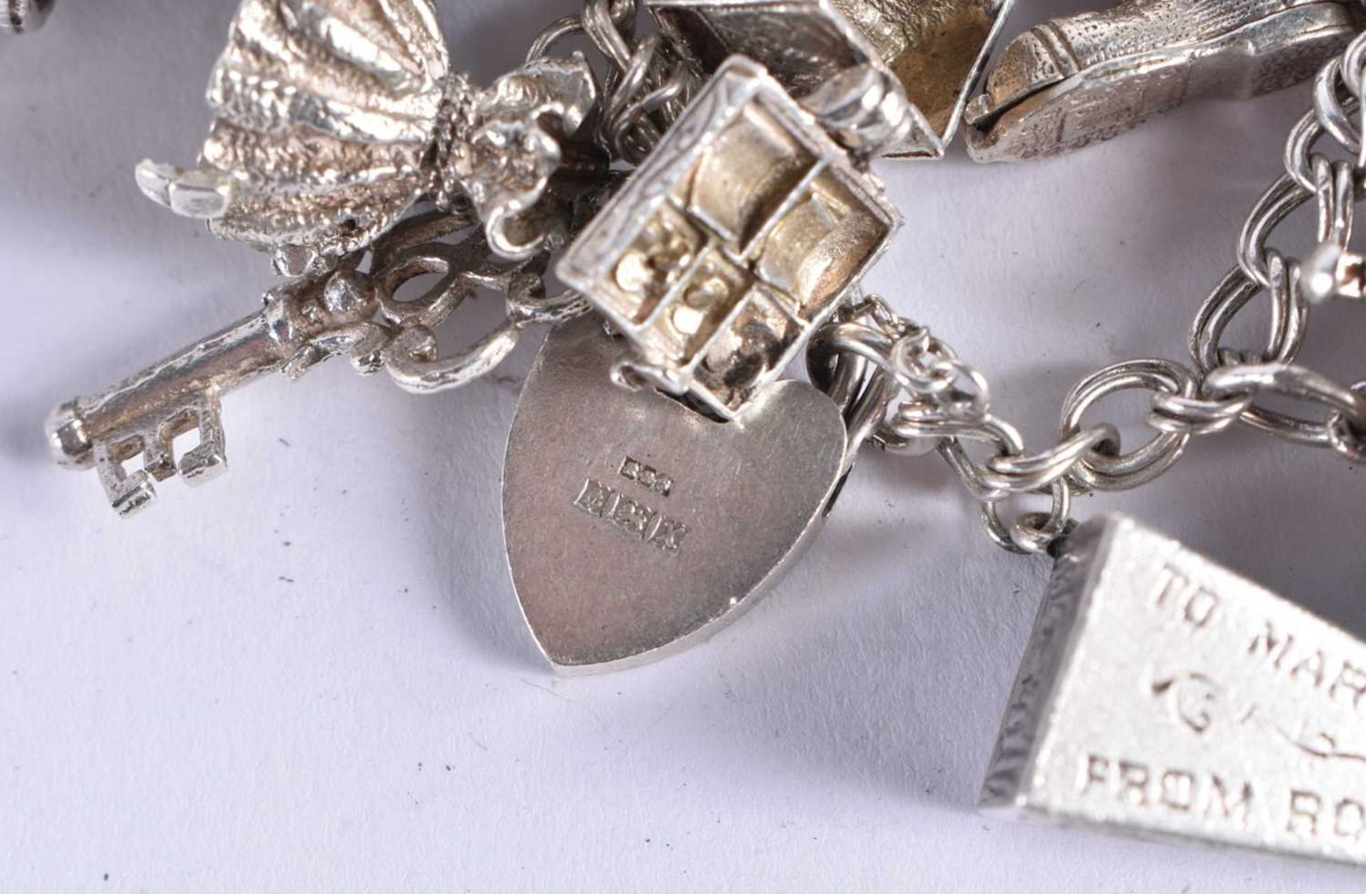 Silver charm bracelet including souvenir charms. 93.6 grams. 20 cm long. - Image 6 of 7
