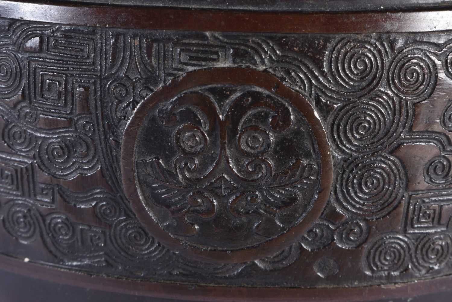 A LARGE 19TH CENTURY JAPANESE MEIJI PERIOD BRONZE VASE decorated with archaic motifs and foliage. 30 - Image 3 of 8