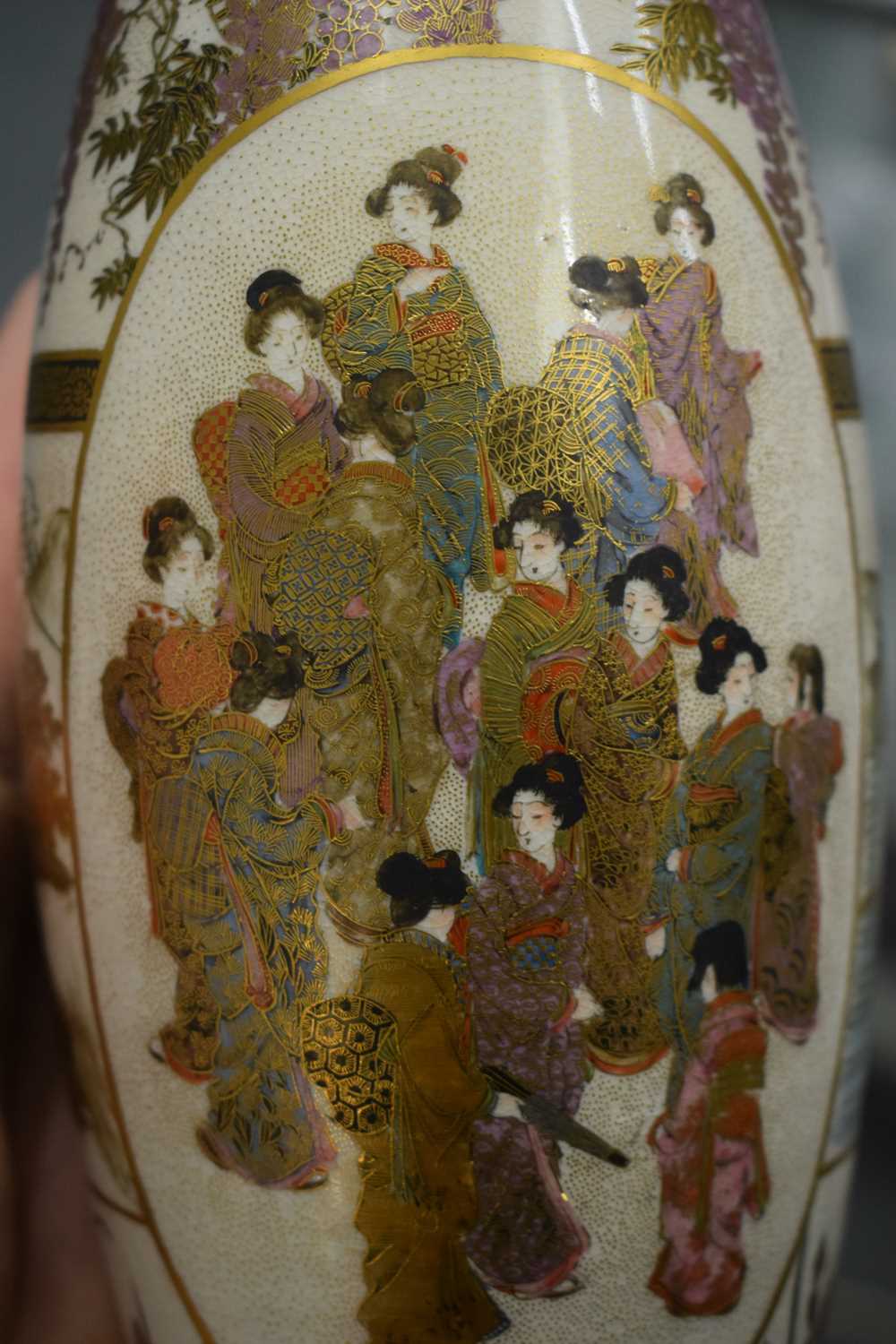 A PAIR OF LATE 19TH CENTURY JAPANESE MEIJI PERIOD SATSUMA POTTERY VASES painted with a group of - Image 17 of 25