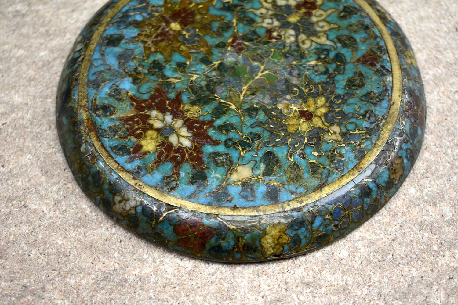 A VERY UNUSUAL 15TH CENTURY CHINESE CLOISONNE ENAMEL PLATE Ming, decorated with lotus to top and - Image 11 of 18