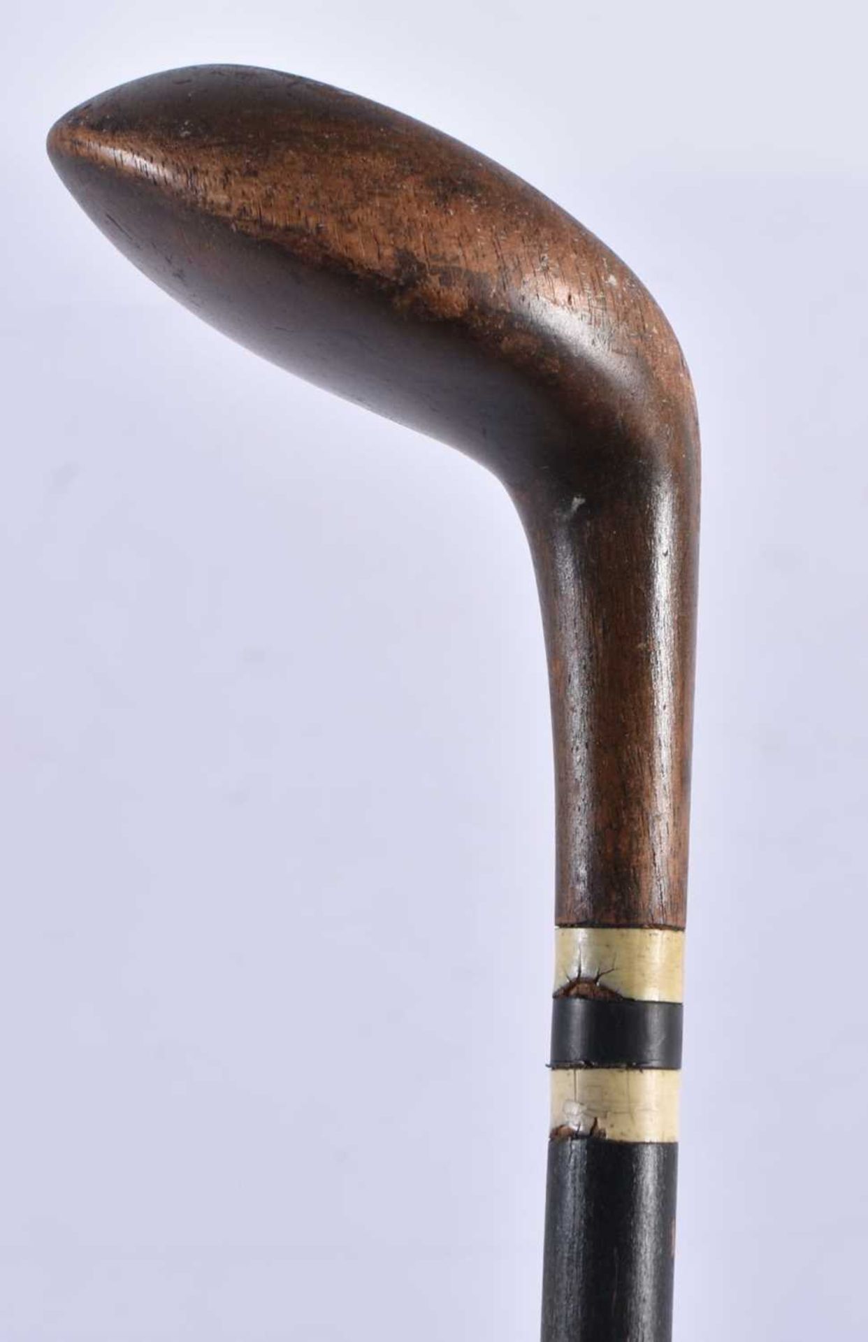 AN ANTIQUE GOLF CLUB. 90 cm long. - Image 3 of 5