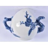 AN EARLY 19TH CENTURY CHINESE PORCELAIN CADOGAN TEAPOT Qing. 14 cm x 14 cm.