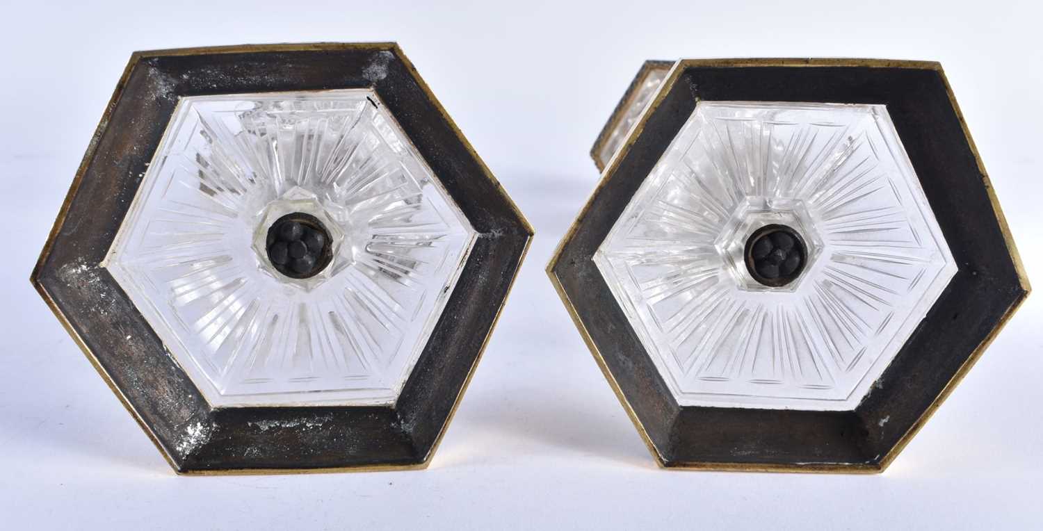 A FINE PAIR OF EARLY 19TH CENTURY CONTINENTAL BRONZE AND ROCK CRYSTAL CANDLESTICKS French of - Image 8 of 8
