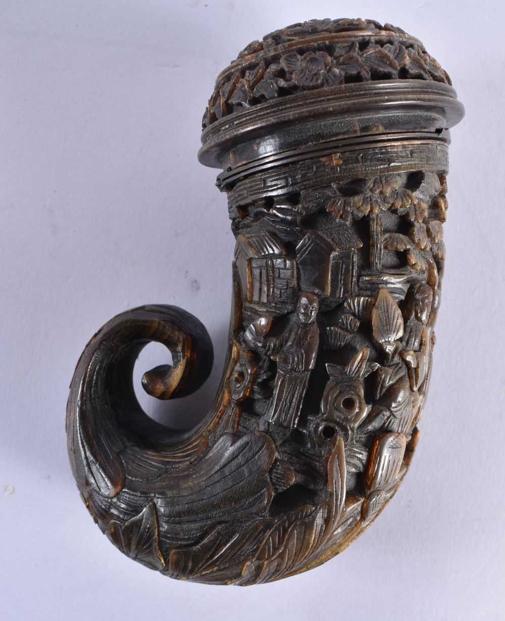 A VERY RARE LATE 18TH/19TH CENTURY CHINESE CARVED HORN SNUFF MULL Qing, of very unusual form, formed