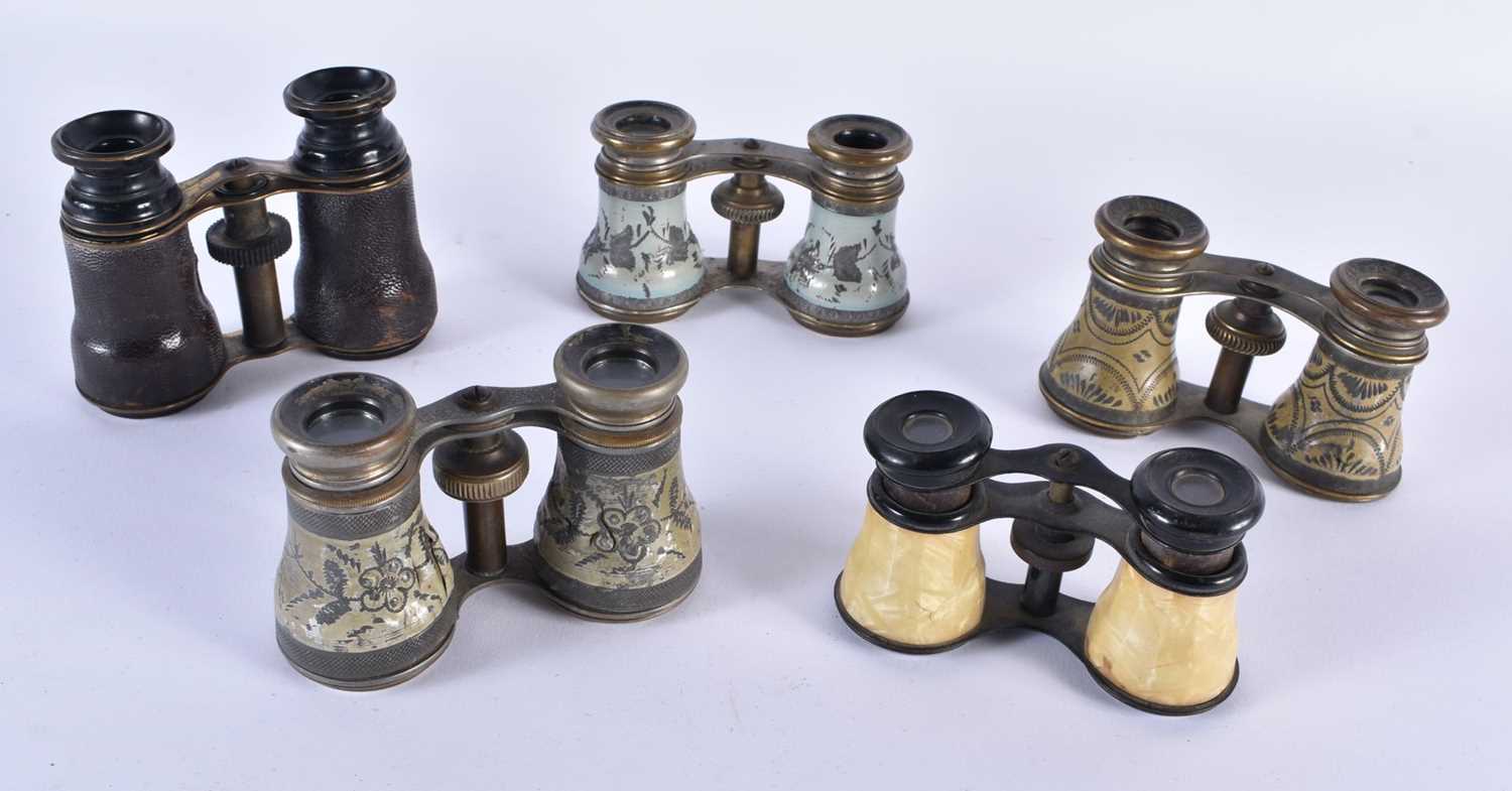 ANTIQUE OPERA GLASSES. (qty) - Bild 2 aus 2