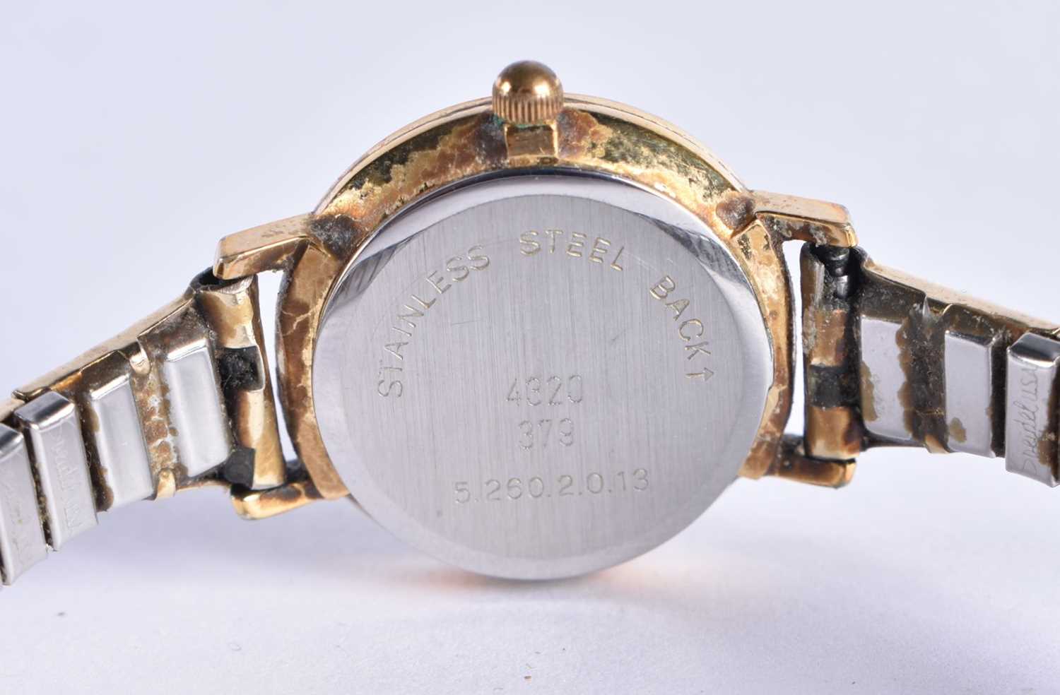 A Ladies Rotary Quartz Watch with expanding strap. Dial 2.4cm incl crown, needs battery. - Image 3 of 3