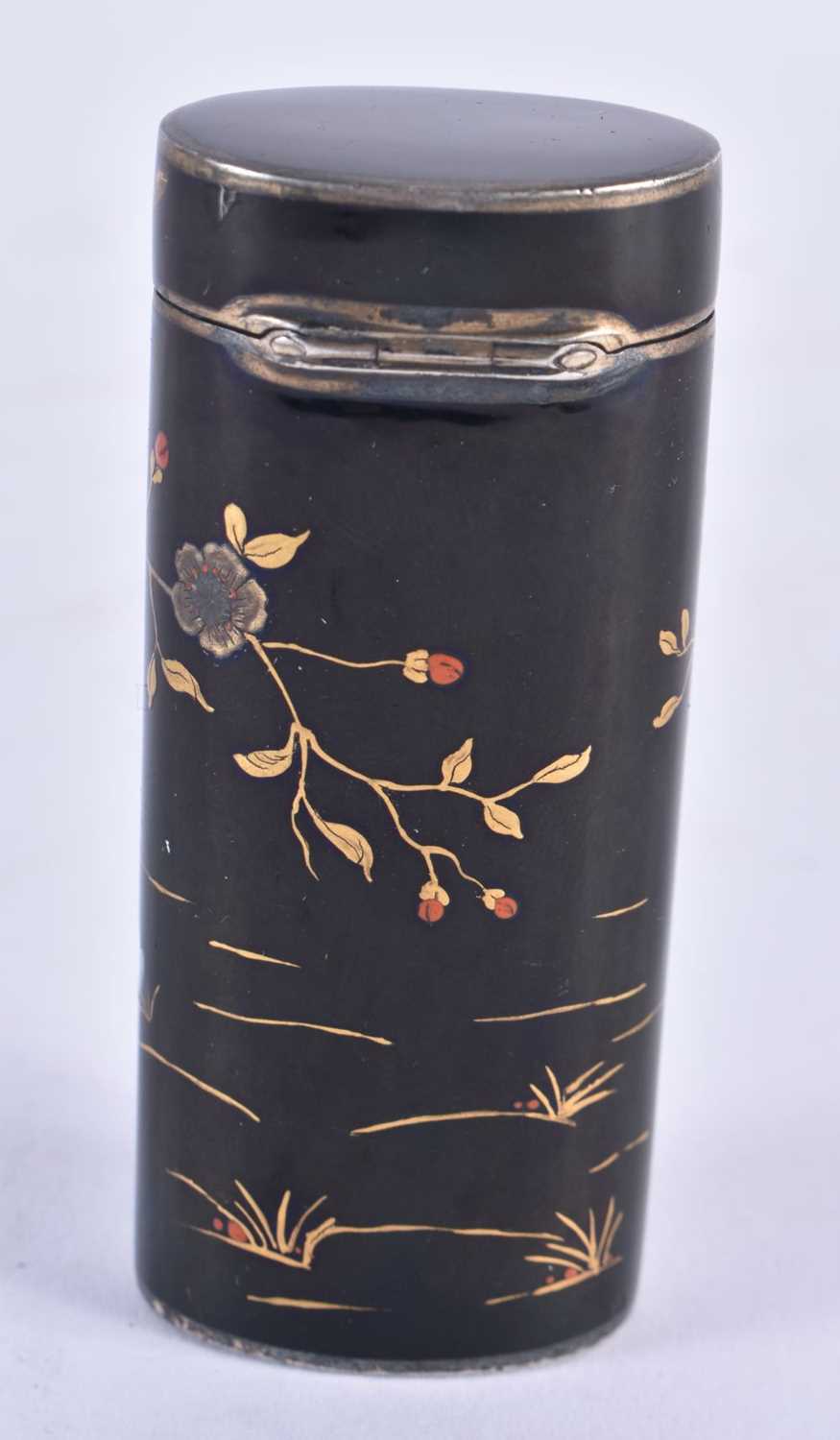 A LOVELY EARLY 20TH CENTURY ENGLISH SILVER AND CHINOSERIE LACQUER BOX AND COVER by H G Ld., in the - Image 5 of 5