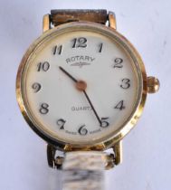 A Ladies Rotary Quartz Watch with expanding strap. Dial 2.4cm incl crown, needs battery.