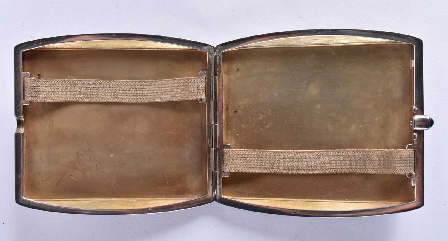 A LOVELY ART DECO FRENCH SILVER GILT AND TWO TONE GOLD CIGARETTE CASE in the manner of Cartier, - Image 3 of 4