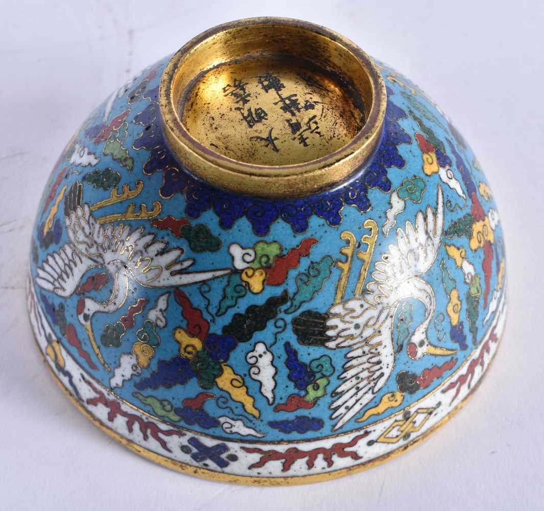 A FINE PAIR OF CLOISONNE ENAMEL BRONZE BOWLS Jiajing mark and probably of the period, decorated on a - Image 16 of 16