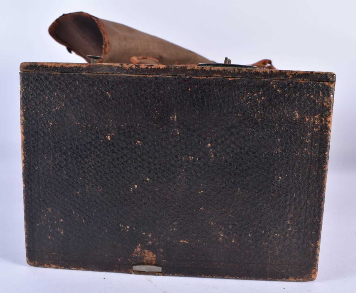 Eastman Kodak Box ANTIQUE CAMERA w/ Case. 20 cm x 14 cm. - Image 2 of 3