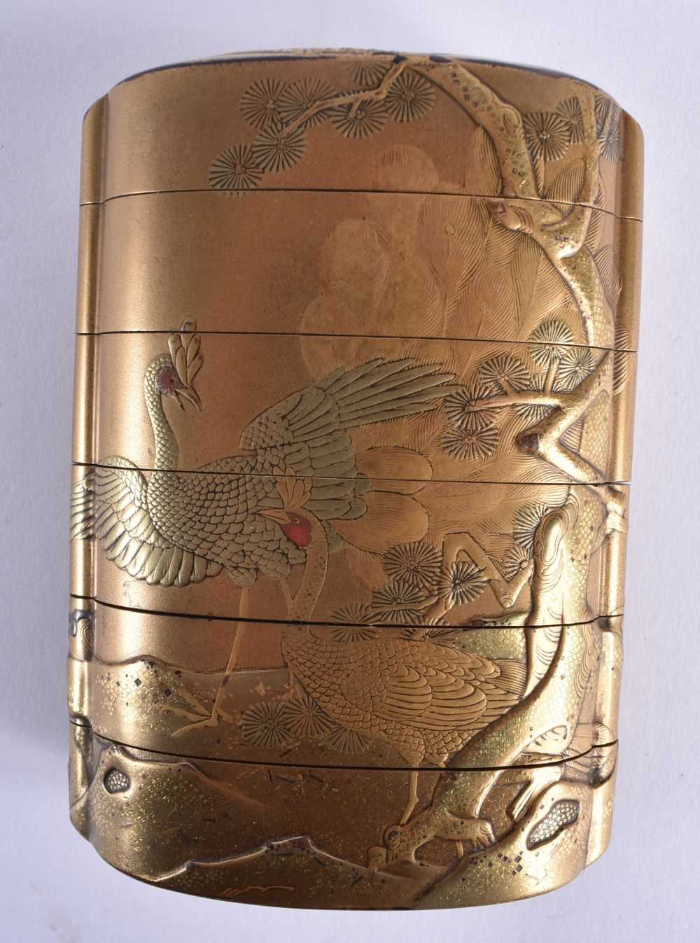 A FINE 19TH CENTURY JAPANESE MEIJI PERIOD GOLD LACQUER FIVE CASE INRO decorated with birds and
