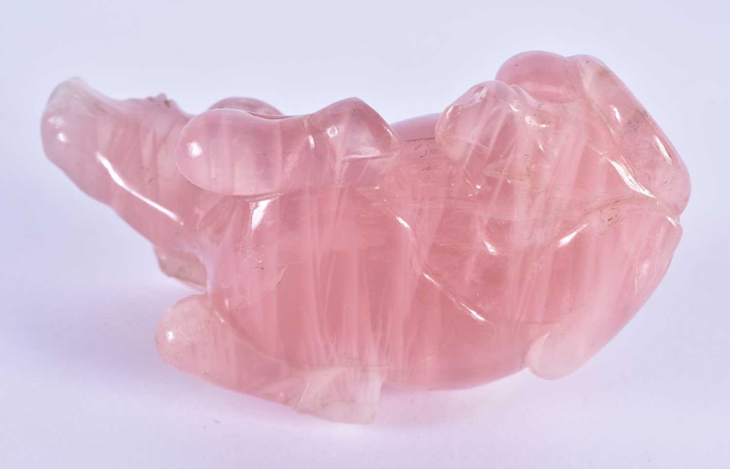 A 19TH CENTURY CHINESE CARVED ROSE QUARTZ FIGURE OF A BULLOCK Qing. 11 cm x 9 cm. - Image 4 of 4