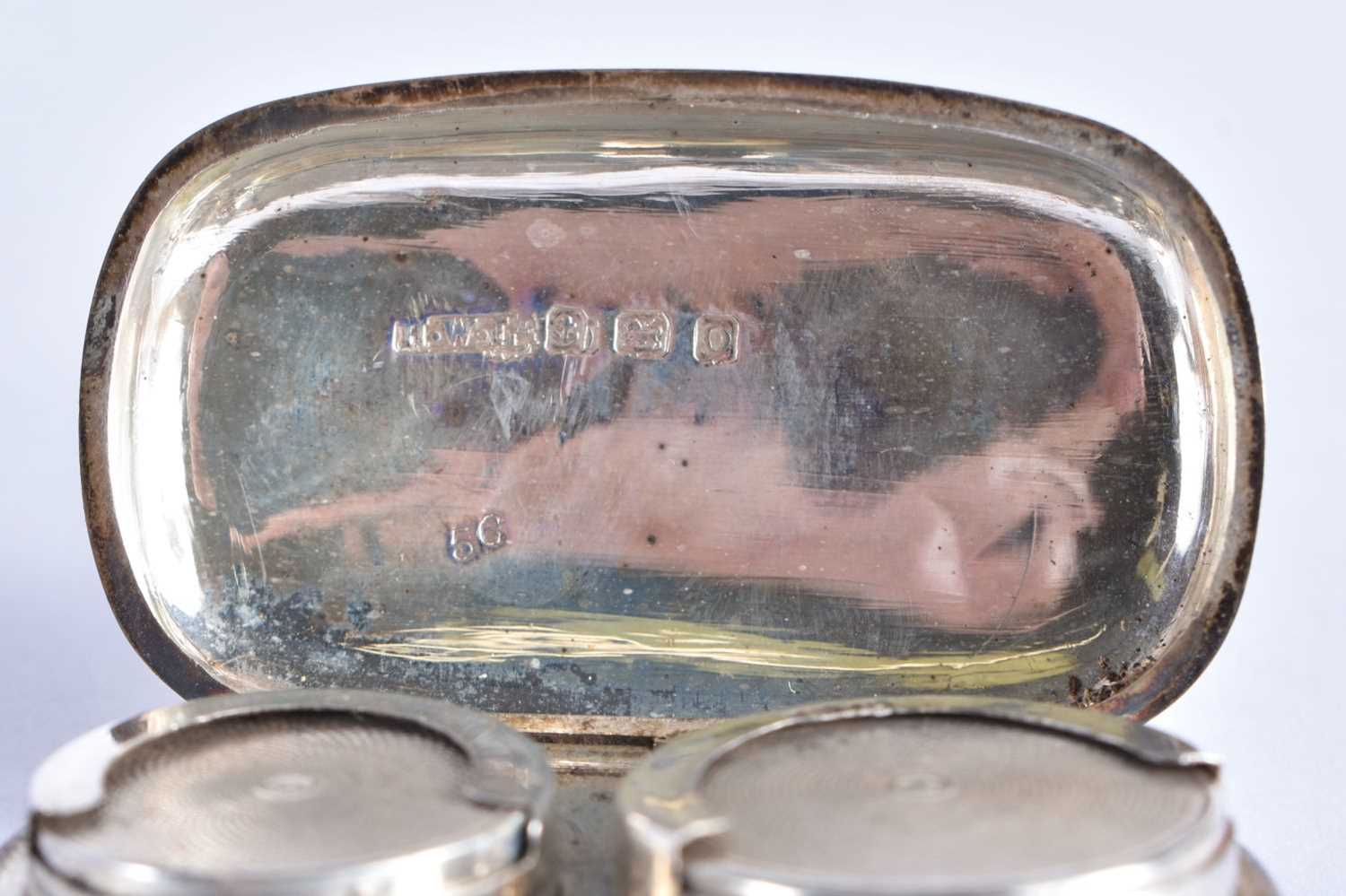 A Silver Double Sovereign Case. Hallmarked Birmingham 1938, 3cm x 5cm x 1.6 cm. weight 19.9g. - Image 5 of 6