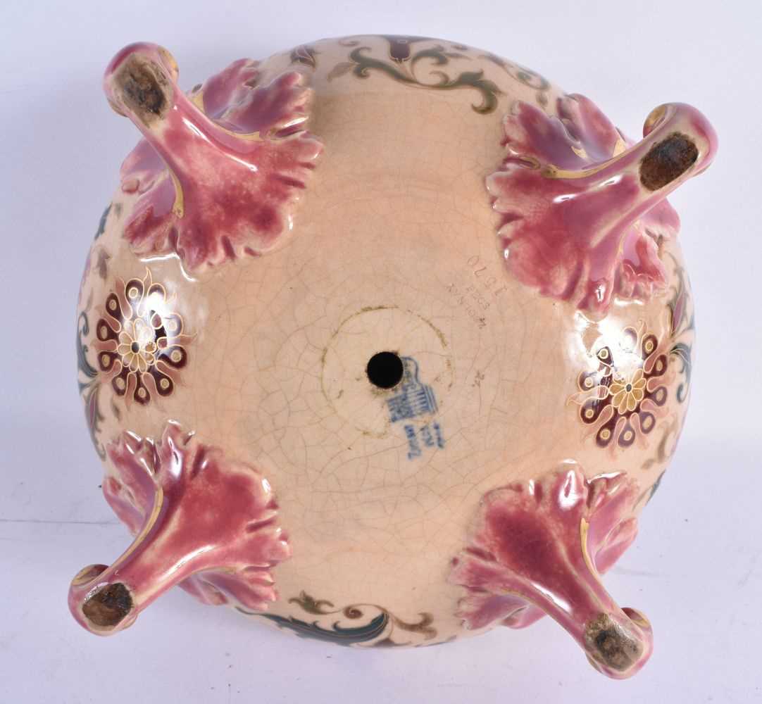 A VERY RARE 19TH CENTURY HUNGARIAN ZSOLNAY PECS OIL BURNER LAMP painted with floral sprays in the - Bild 8 aus 13