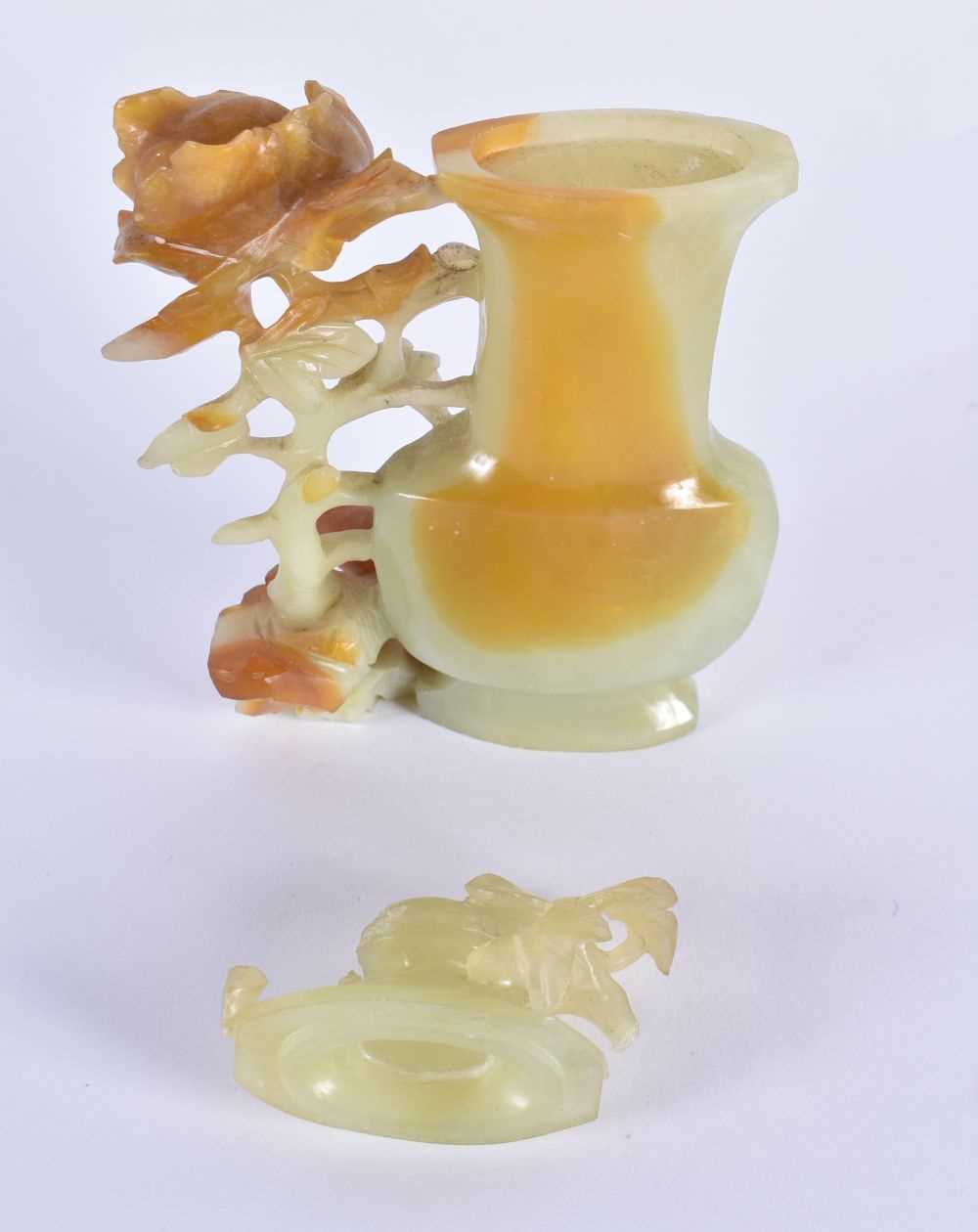 AN EARLY 20TH CENTURY CHINESE FLATTENED JADE VASE AND COVER Late Qing/Republic, formed with overlaid - Image 4 of 5