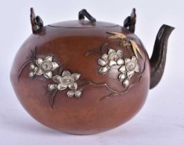 A LATE 19TH CENTURY JAPANESE MEIJI PERIOD MIXED METAL TEAPOT AND COVER. 20 cm x 14 cm.