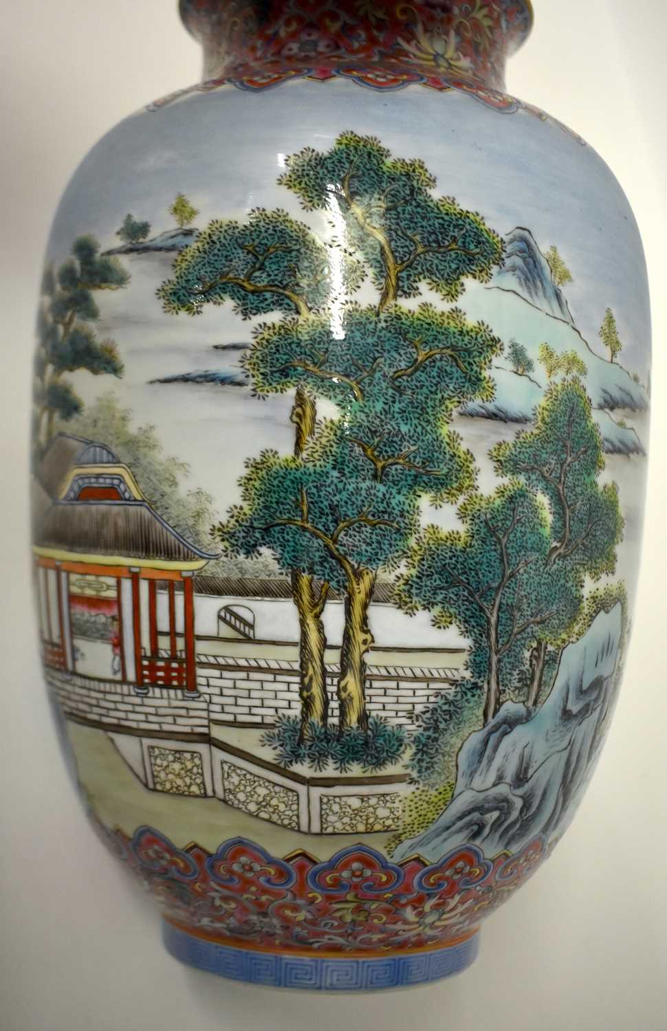 A FINE EARLY 20TH CENTURY CHINESE FAMILLE ROSE PORCELAIN LANTERN VASE Late Qing/Republic, painted - Image 10 of 20