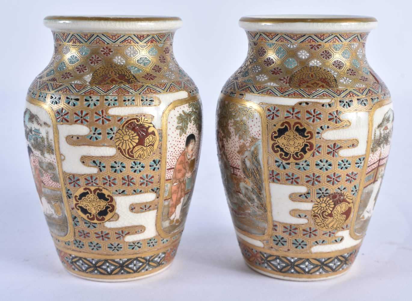A SMALL PAIR OF 19TH CENTURY JAPANESE MEIJI PERIOD SATSUMA VASES painted with figures and - Image 4 of 8