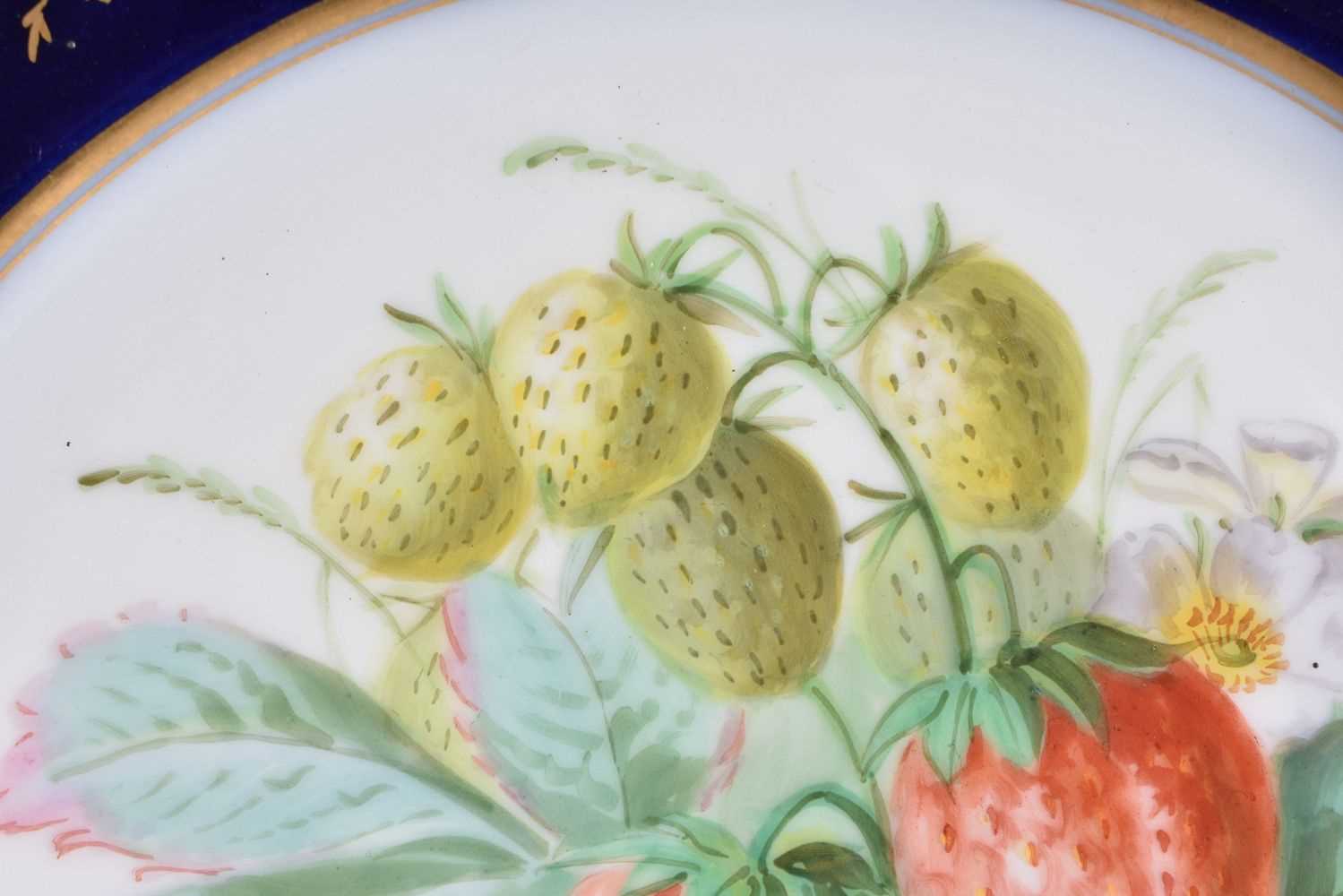 A PAIR OF LATE 19TH CENTURY FRENCH SEVRES PORCELAIN CABINET PLATES painted with panels of fruit, - Image 7 of 8