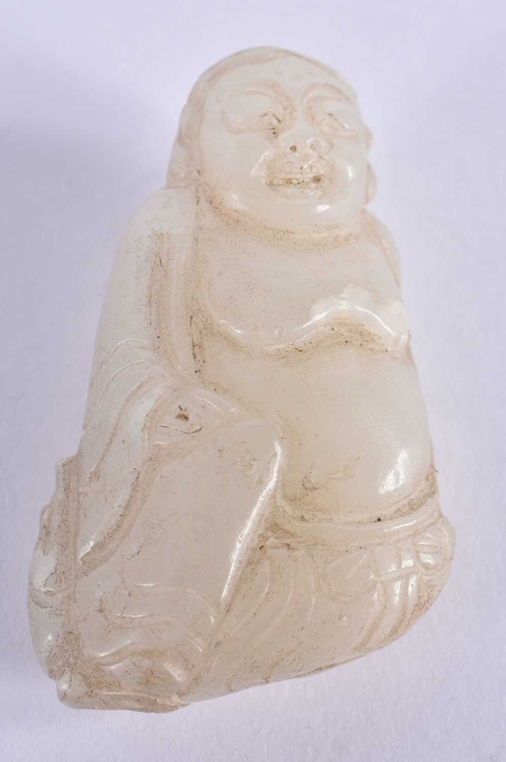 AN 18TH/19TH CENTURY CHINESE GREENISH JADE BELT HOOK Qing, together with another jade. Largest - Image 5 of 6