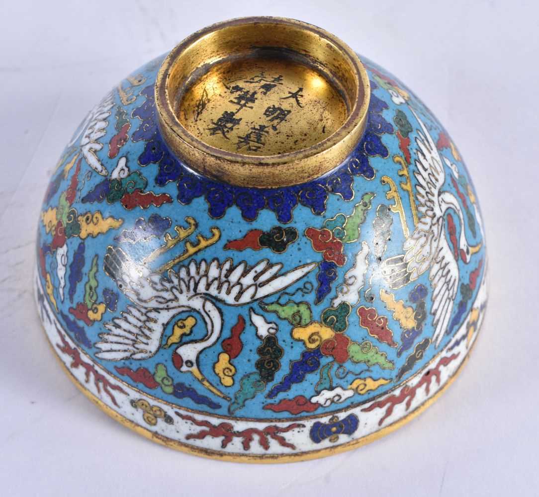 A FINE PAIR OF CLOISONNE ENAMEL BRONZE BOWLS Jiajing mark and probably of the period, decorated on a - Image 14 of 16