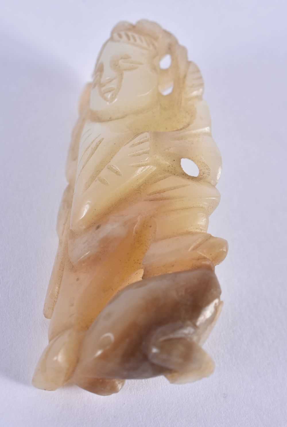 A 19TH CENTURY CHINESE CARVED JADE FIGURE OF A BOY Qing, modelled standing upon a toad. 5 cm x 2.5 - Image 3 of 4